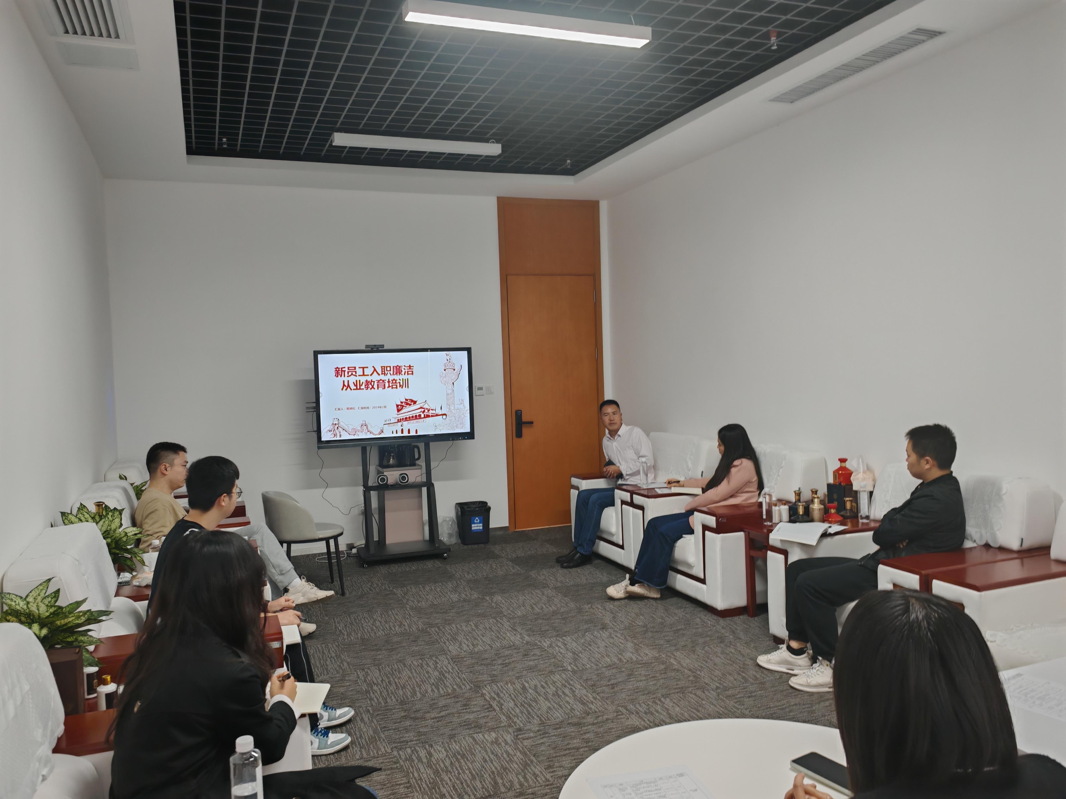 WPS圖片(1).jpg WPS圖片(1).jpg